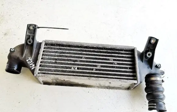 Ford Focus Intercooler radiator xs4q9l440bd