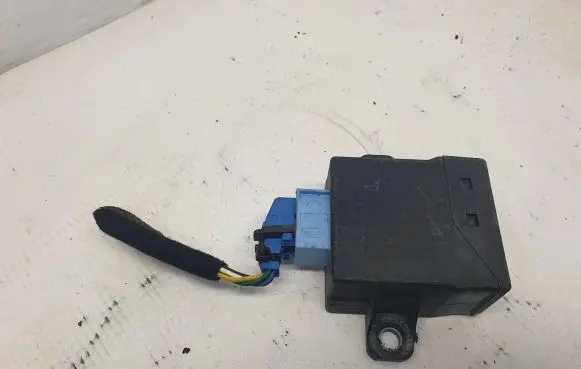 KIA Sorento Other devices 956003E600