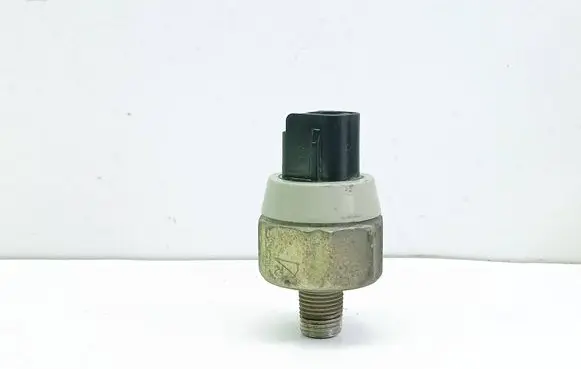 Toyota Corolla Verso E121 Oil pressure sensor 