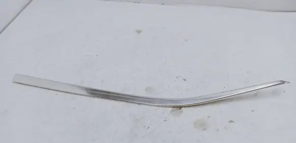 Peugeot 5008 Rear side glass trim 