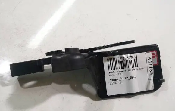 Skoda Roomster (5J) Seat back rest lock catch 