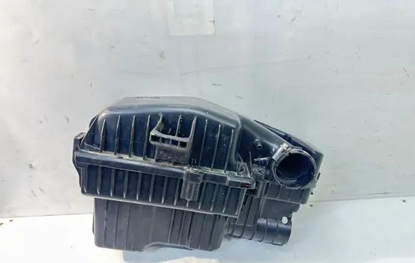 Opel Crossland X Air filter box 9813534180