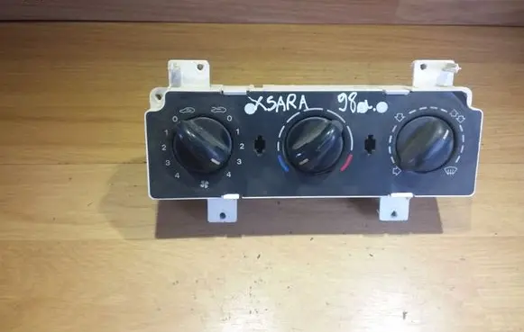 Citroen Xsara Climate control unit 98L04