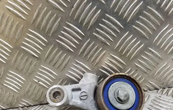 Generator/alternator belt tensioner