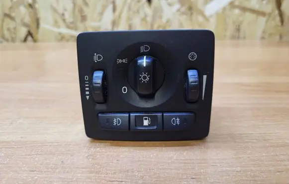 Volvo V50 Light switch 30739300 19206 07W34T