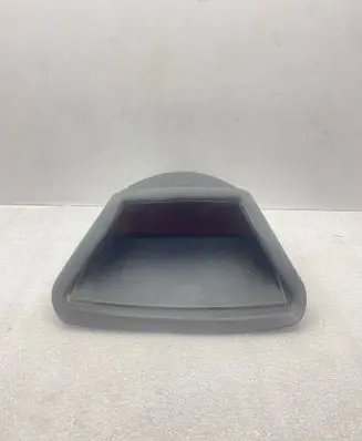 BMW 7 E38 Third/center stoplight 8352788
