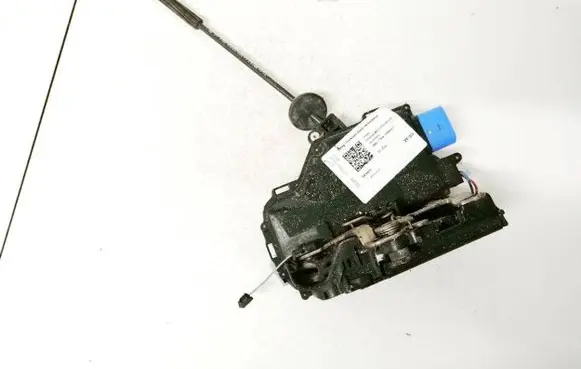Skoda Octavia Mk2 (1Z) Front door lock