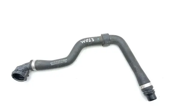 Engine coolant pipe/hose