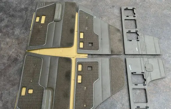 Mitsubishi Pajero Door card panel trim set MB748848 MB748846 MB748850
