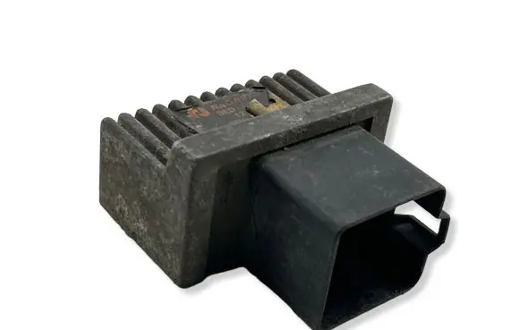 Renault Laguna II Glow plug pre-heat relay 