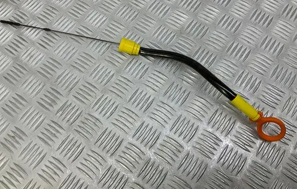Audi TT TTS Mk2 Oil level dip stick 06F103663H 06F115611F