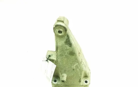 Mercedes-Benz Vito Viano W639 Engine mounting bracket A6462230804