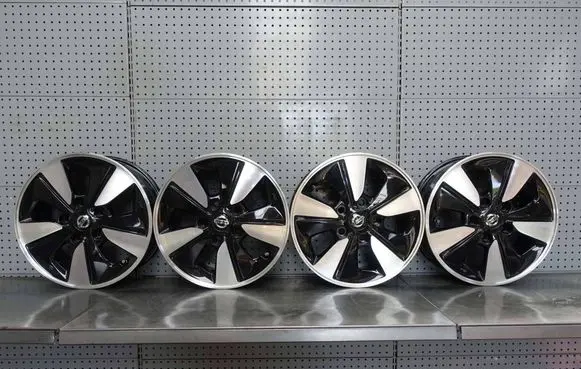 Nissan e-NV200 R15 alloy rim N53501 40300-4FA1A