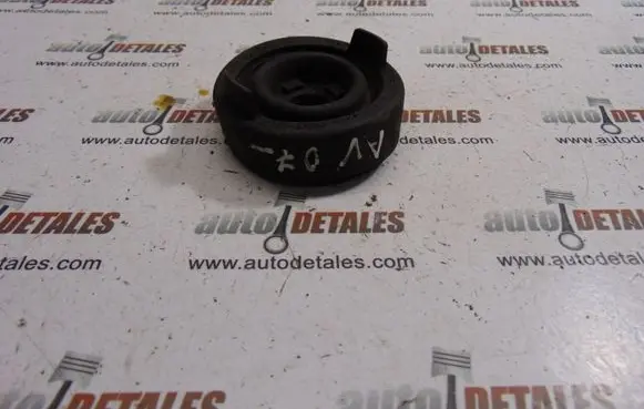 Toyota Avensis T250 Headlight/headlamp dust cover 9922680008