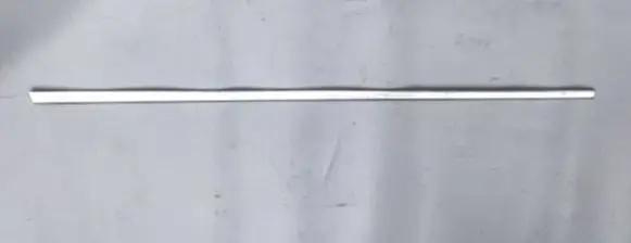 Mercedes-Benz W123 Front door glass trim molding 