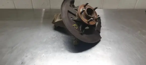 Ford C-MAX II Front wheel hub C8Q08 C8Q0B