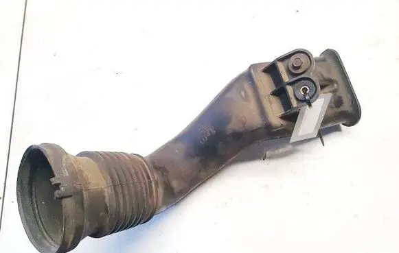 Air intake hose/pipe