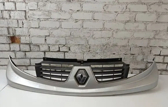 Renault Trafic II (X83) Front bumper upper radiator grill 93856148