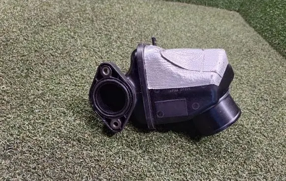 Renault Master III Air intake duct part H8200987873 8200987873