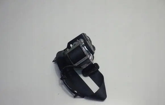Nissan Juke II F16 Rear seatbelt 651501700B