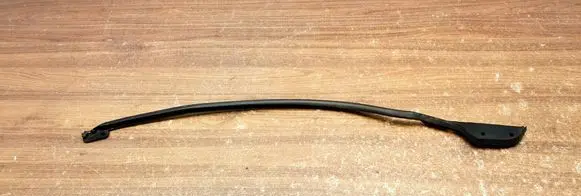 Audi e-tron Rubber seal rear door window/glass 4KE839718A