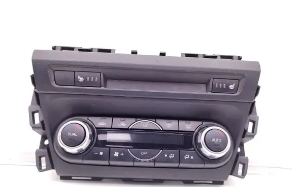 Mazda 3 II Radio/CD/DVD/GPS head unit BHR155260 B62V61190A