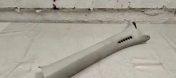 Volvo XC90 (A) pillar trim