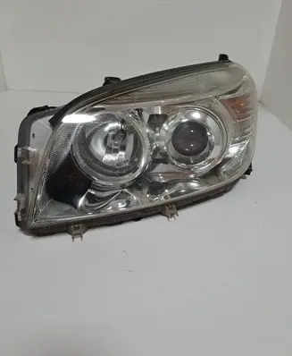 Toyota RAV 4 (XA30) Headlight/headlamp 1090034