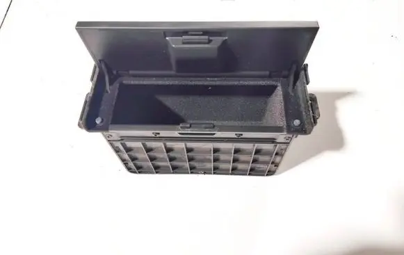 Chevrolet Captiva Glove box tbx38