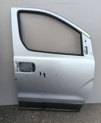 Hyundai H-1, Starex, Satellite Front door
