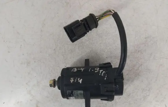 Volkswagen PASSAT B4 Accelerator pedal position sensor 0205001017
