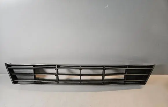 BMW 5 F10 F11 Front bumper lower grill 7331724 51117331724