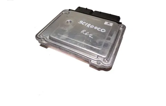 Volkswagen Scirocco Engine control unit/module 03C906016 0261S04390