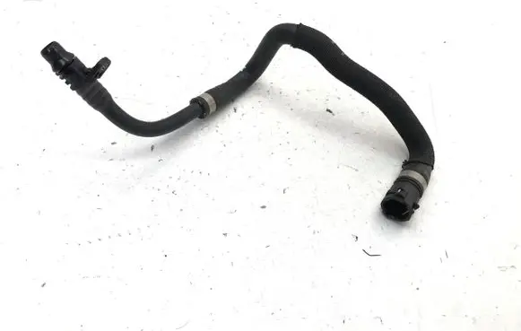 BMW 2 Active Tourer U06 Engine coolant pipe/hose 8832961