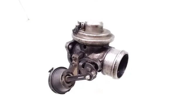 Volkswagen Golf IV EGR valve 038129637 038131501E