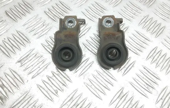 Toyota Previa (XR30, XR40) II Radiator mount bracket