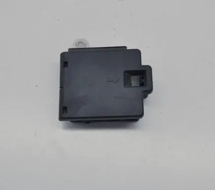 Audi Q7 4M Other devices 4M0941824C