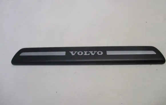 Volvo V50 Front sill trim cover