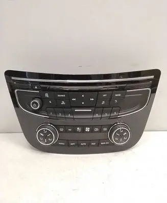 Peugeot 508 Climate control unit 76011203013606 E1077076