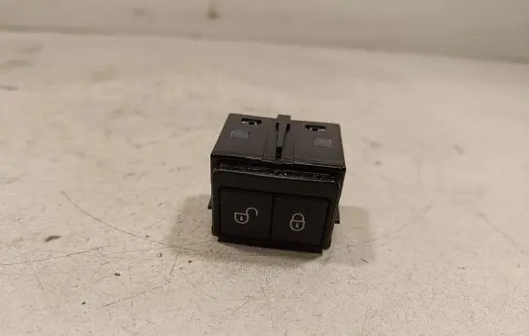 Jaguar XE Central locking switch button GX7314017EC