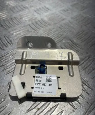 BMW M4 F82 F83 Aerial GPS antenna 9281067
