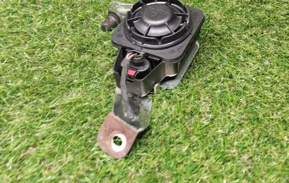 Audi A3 S3 8V Alarm system siren 8V1951285