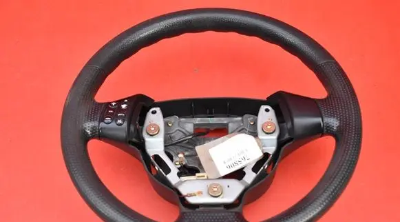 Mazda 323 F Steering wheel