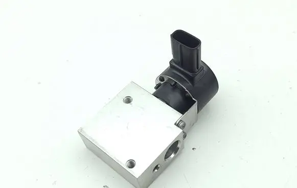 Renault Megane E-Tech Air conditioning (A/C) expansion valve 922055MZ0A MR4475200330