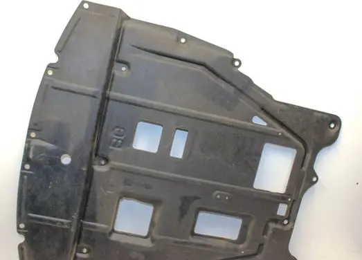Subaru Outback (BS) Engine splash shield/under tray 