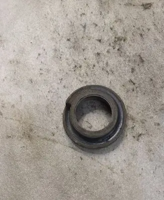 Audi A8 S8 D2 4D Coil spring/strut mount 