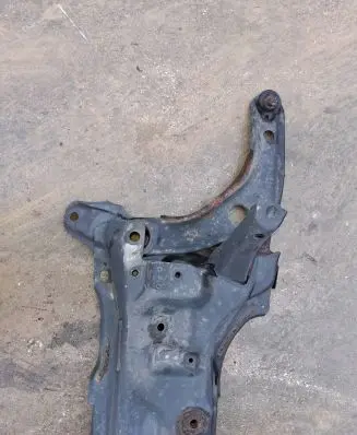 Toyota Yaris Front subframe