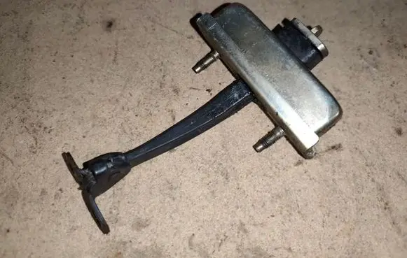 Chrysler Sebring (ST-22 - JR) Front door check strap stopper 04878317AD