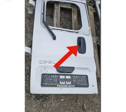 Opel Vivaro Loading door exterior handle 