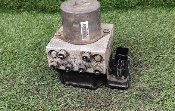 Volkswagen Tiguan ABS Pump 5N0614517L